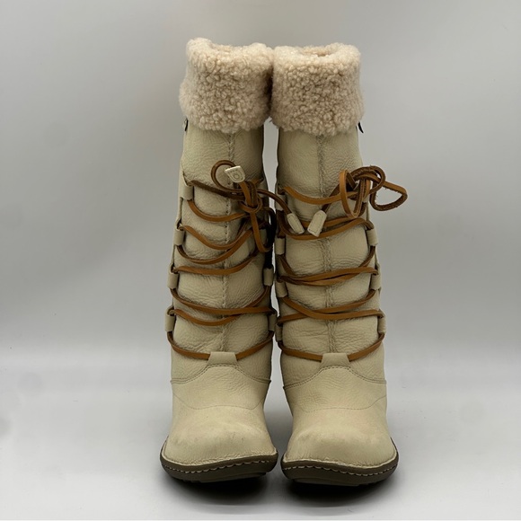 UGG Lace Up Boots. Size 10 - Picture 3 of 11